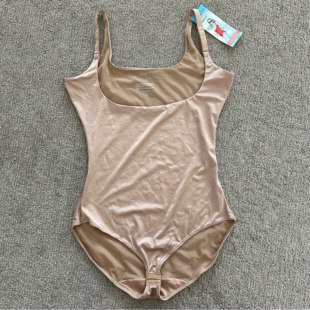 Assets by Spanx‎ SILHOUETTE SERUMS Open-Bust Body-Shaper Very Bare 3X